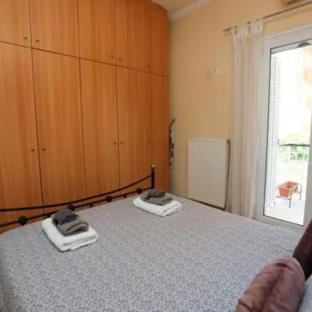 “melinda's Central House” Anemomylos